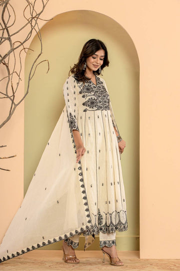 Varanga Women Thread Embroidered Anarkali Kurta Paired With Bottom And Dupatta